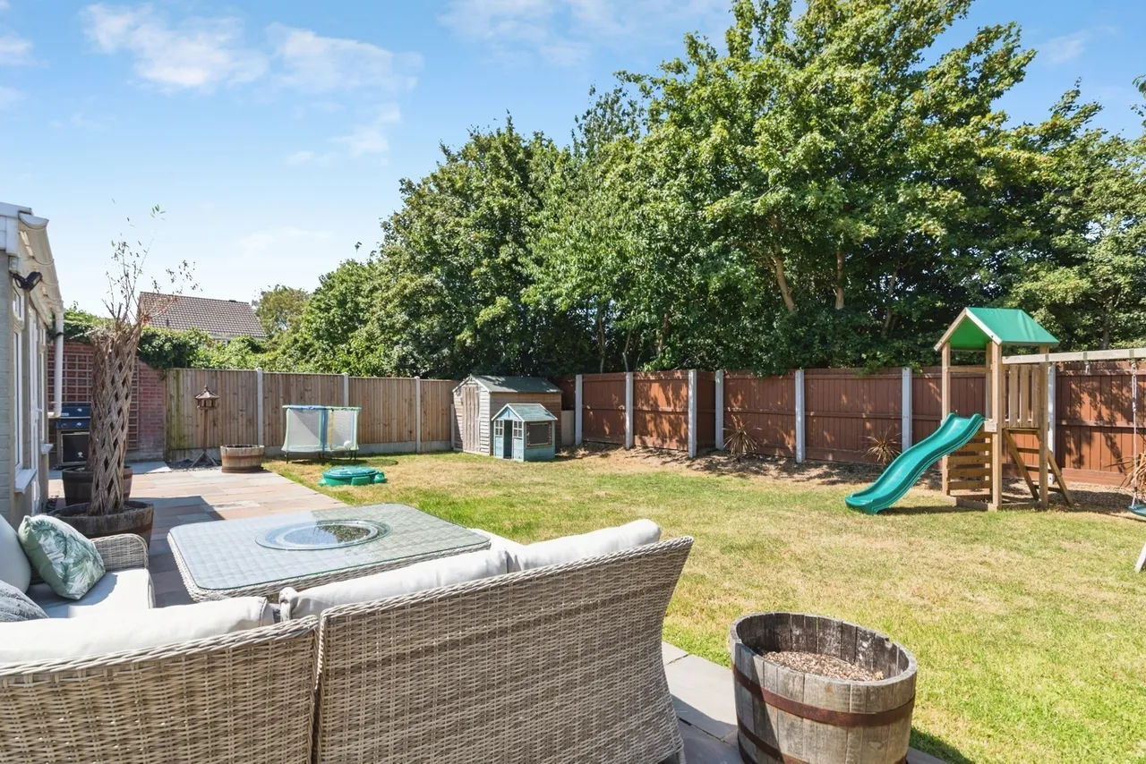 Fortress Road, Carlton Colville, Lowestoft, Suffolk, NR33, photo 19