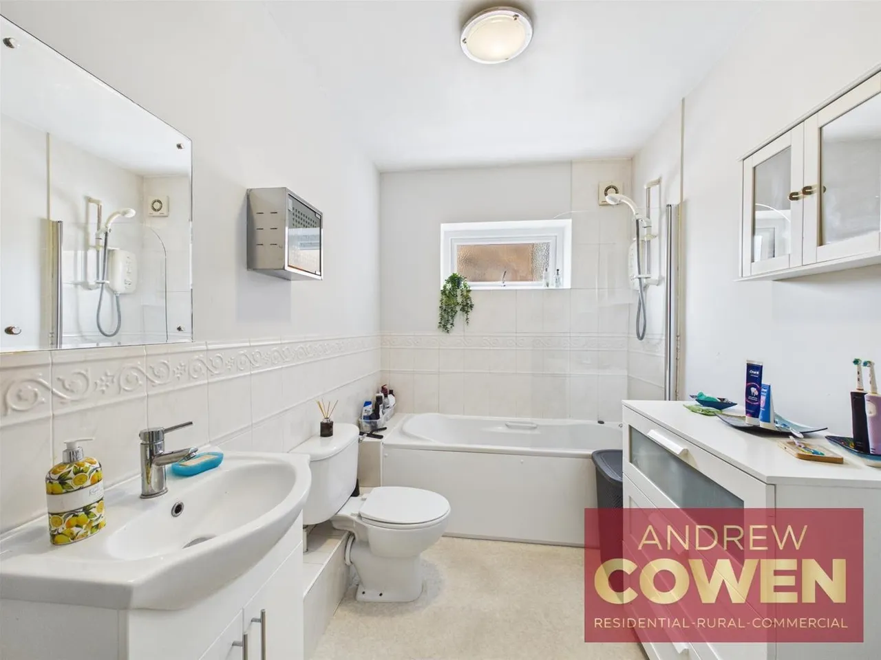 Belvedere Place, Scarborough YO11 2QX, photo 13