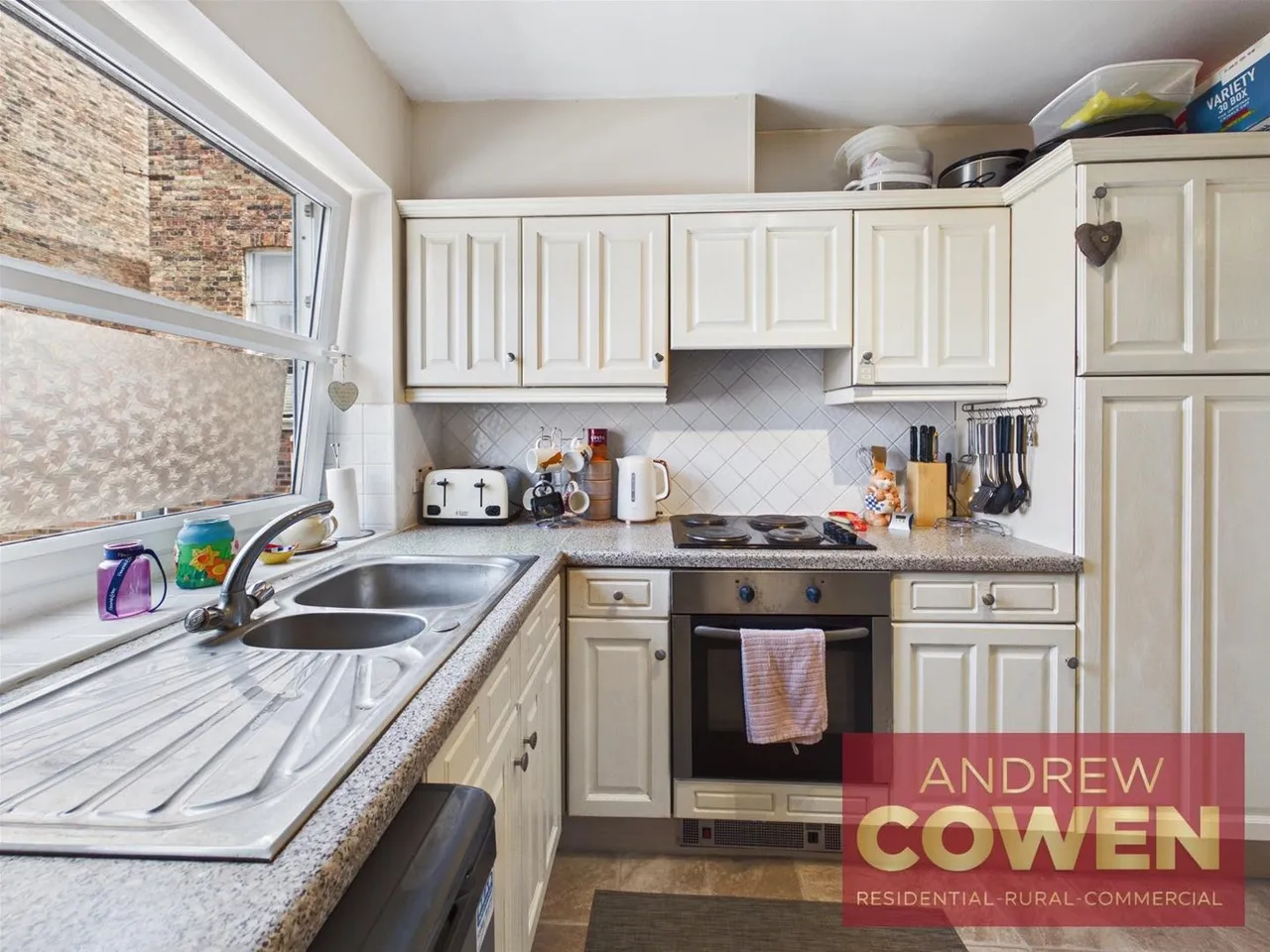 Belvedere Place, Scarborough YO11 2QX, photo 5