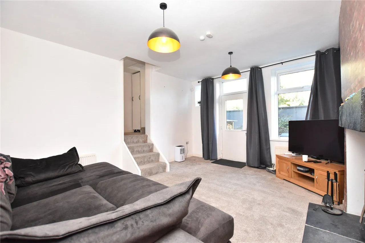 Albert Road, Morley, LS27, photo 11
