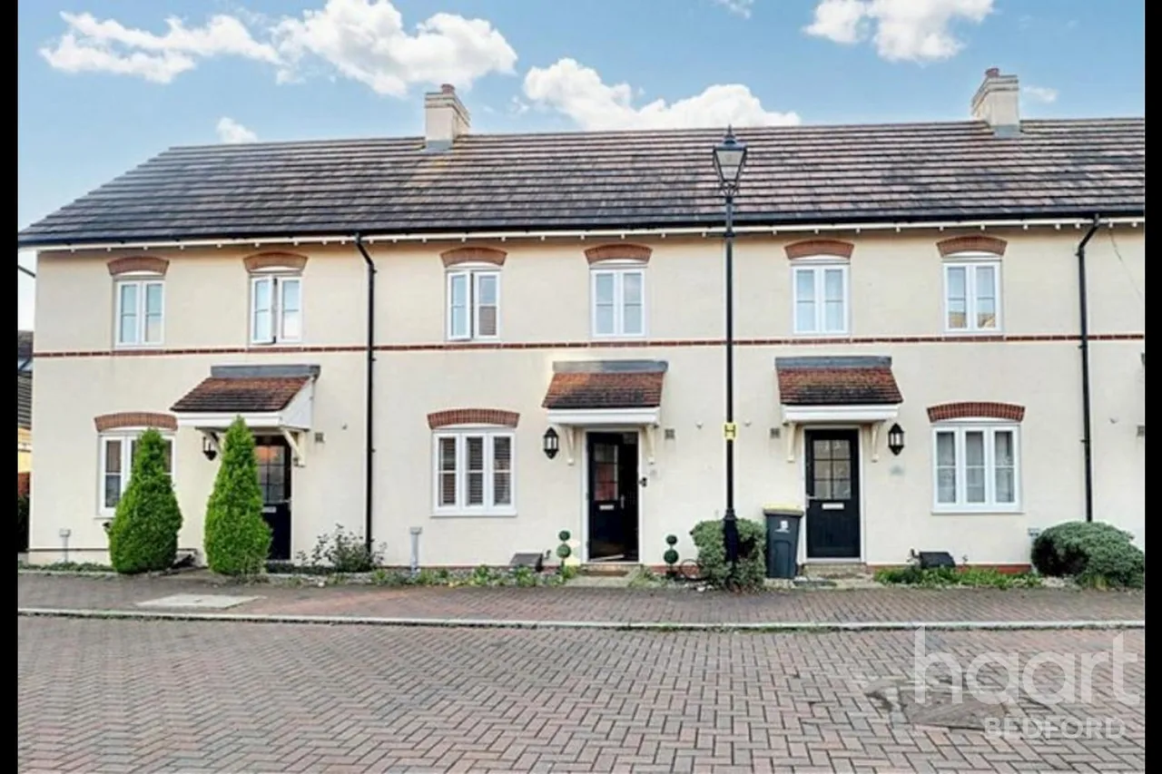 2 bed house to rent, Bedford, MK42