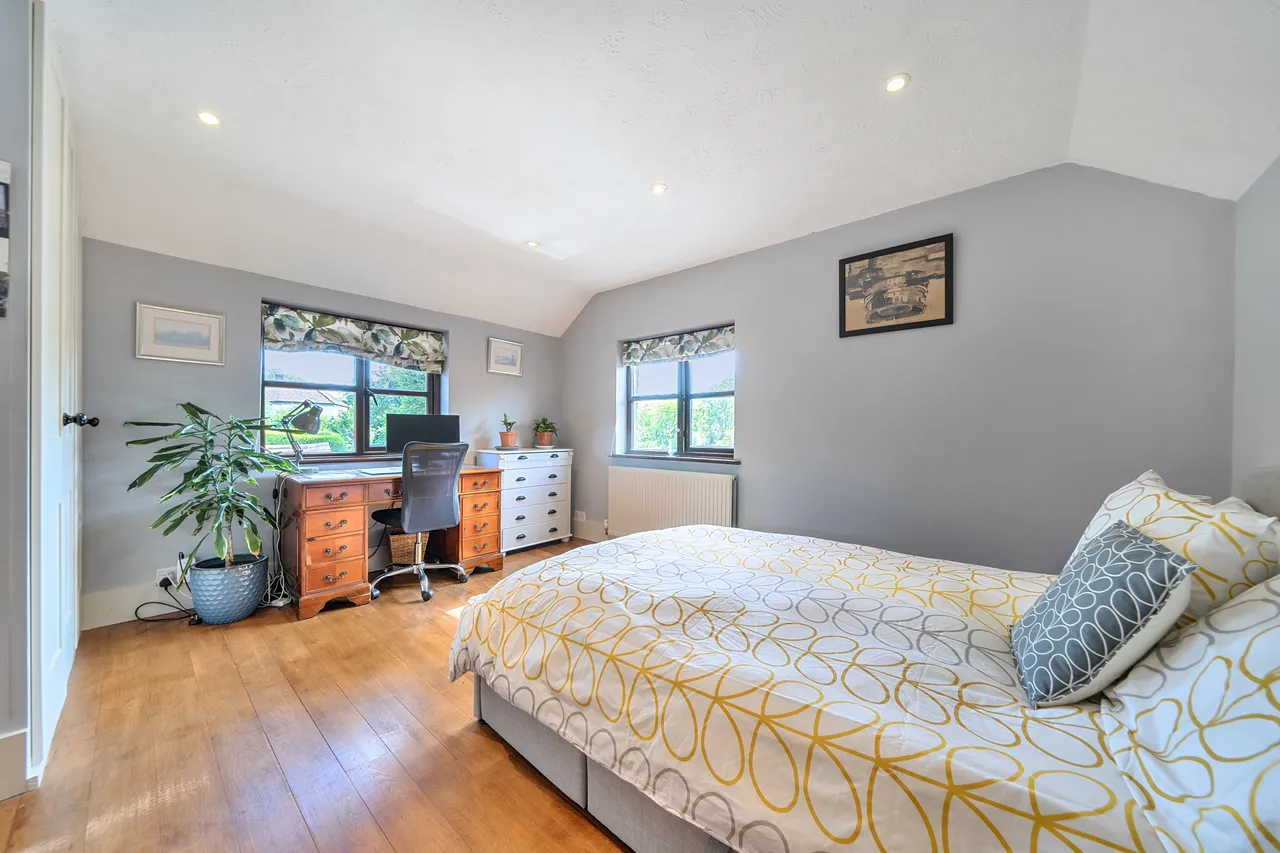 Church Street, Rudgwick, RH12, photo 9