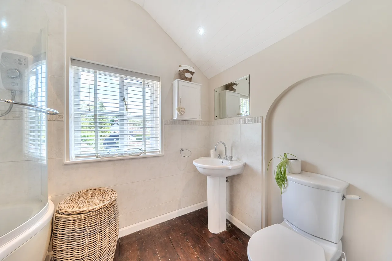 Church Street, Rudgwick, RH12, photo 12