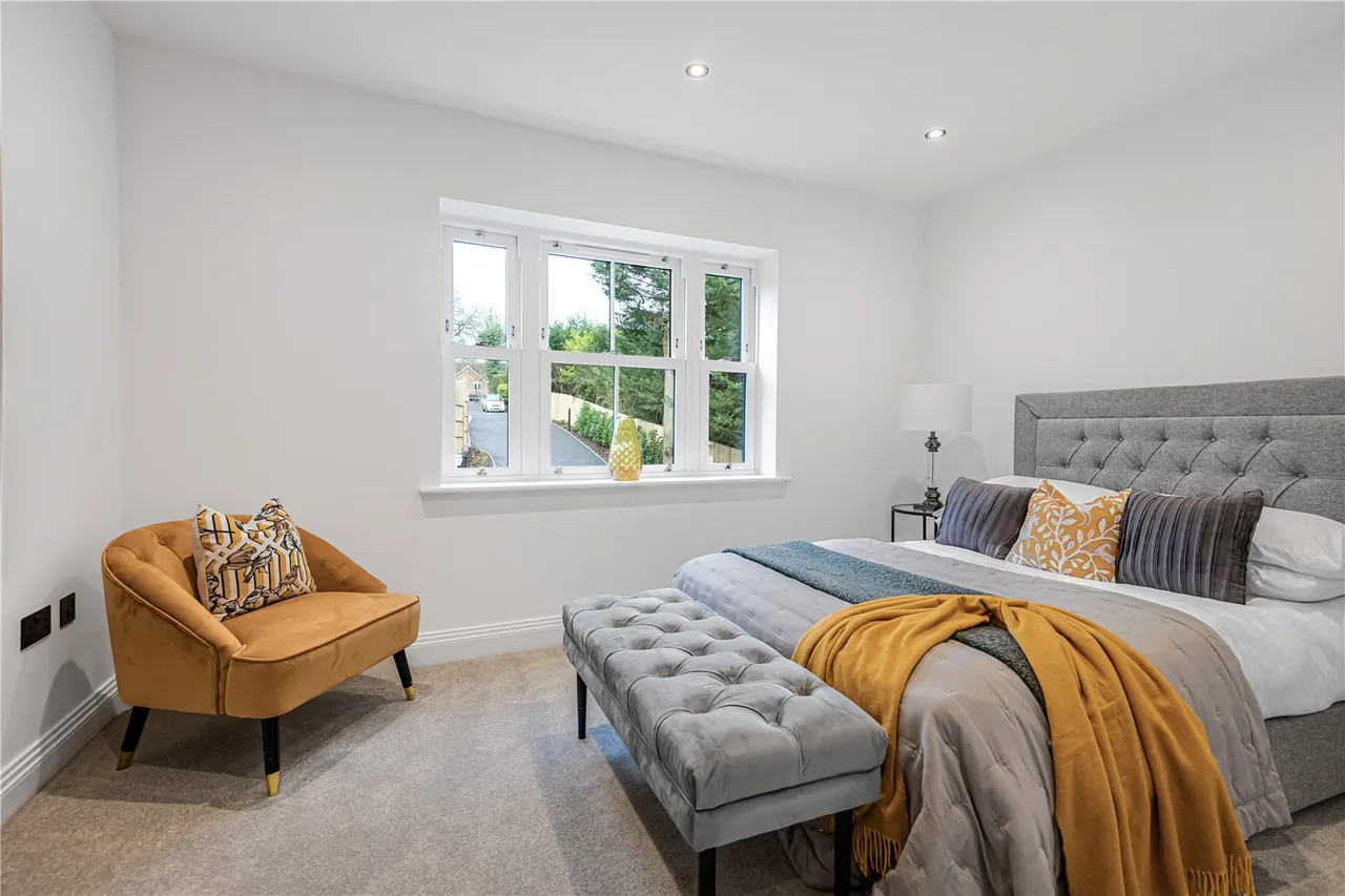 Cuffley Hill, Goffs Oak, Hertfordshire, EN7 5EY, photo 26