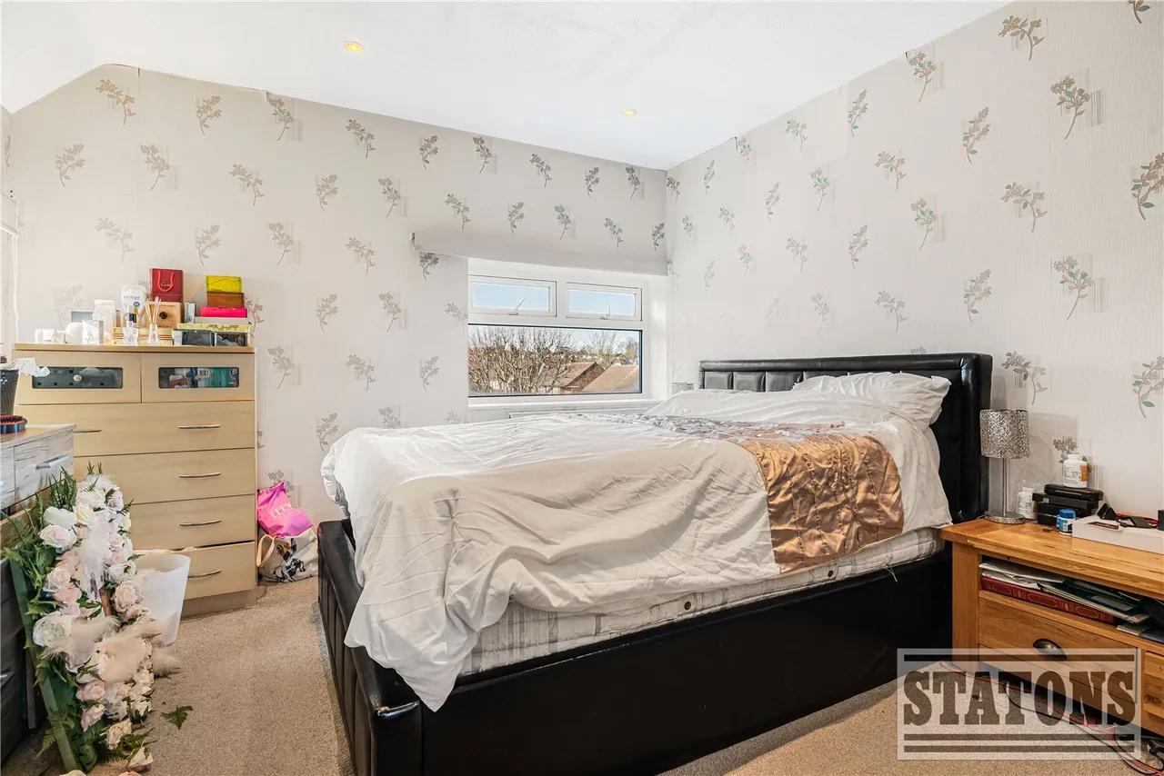 Gregory Avenue, Potters Bar, Hertfordshire, EN6 5PX, photo 6