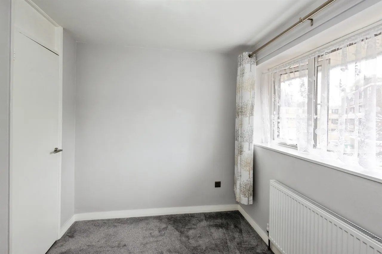 Chatsworth Avenue, Portsmouth, PO6, photo 15