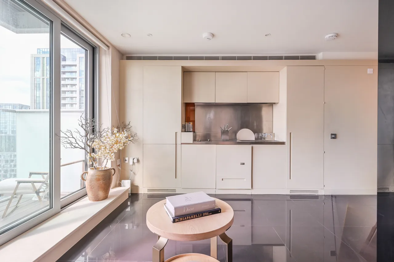Flat 2909, 3 Pan Peninsula Square, London, photo 4