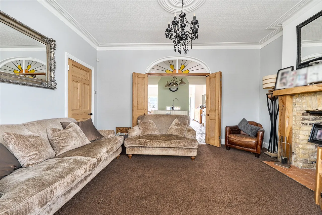 Recreation Avenue, Leigh-on-Sea, Essex, SS9, photo 3