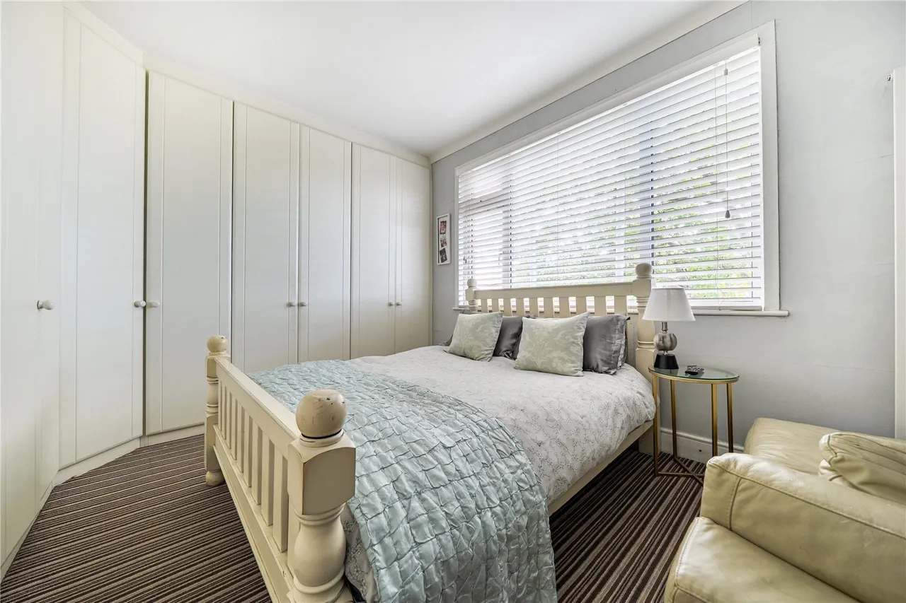 Recreation Avenue, Leigh-on-Sea, Essex, SS9, photo 12