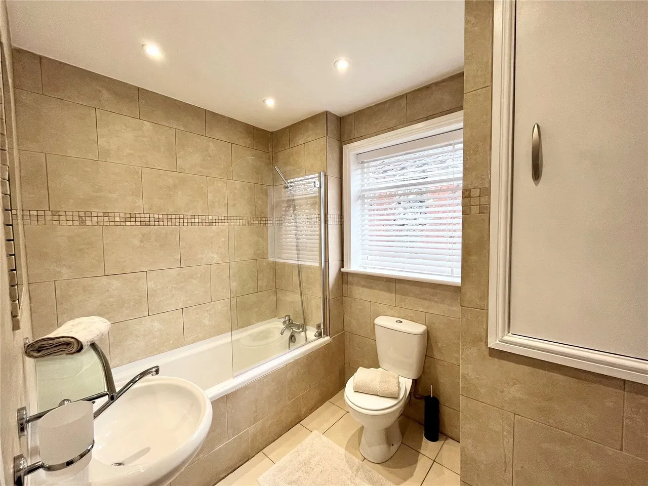 Millstone Passage, Macclesfield, Cheshire, SK11, photo 11