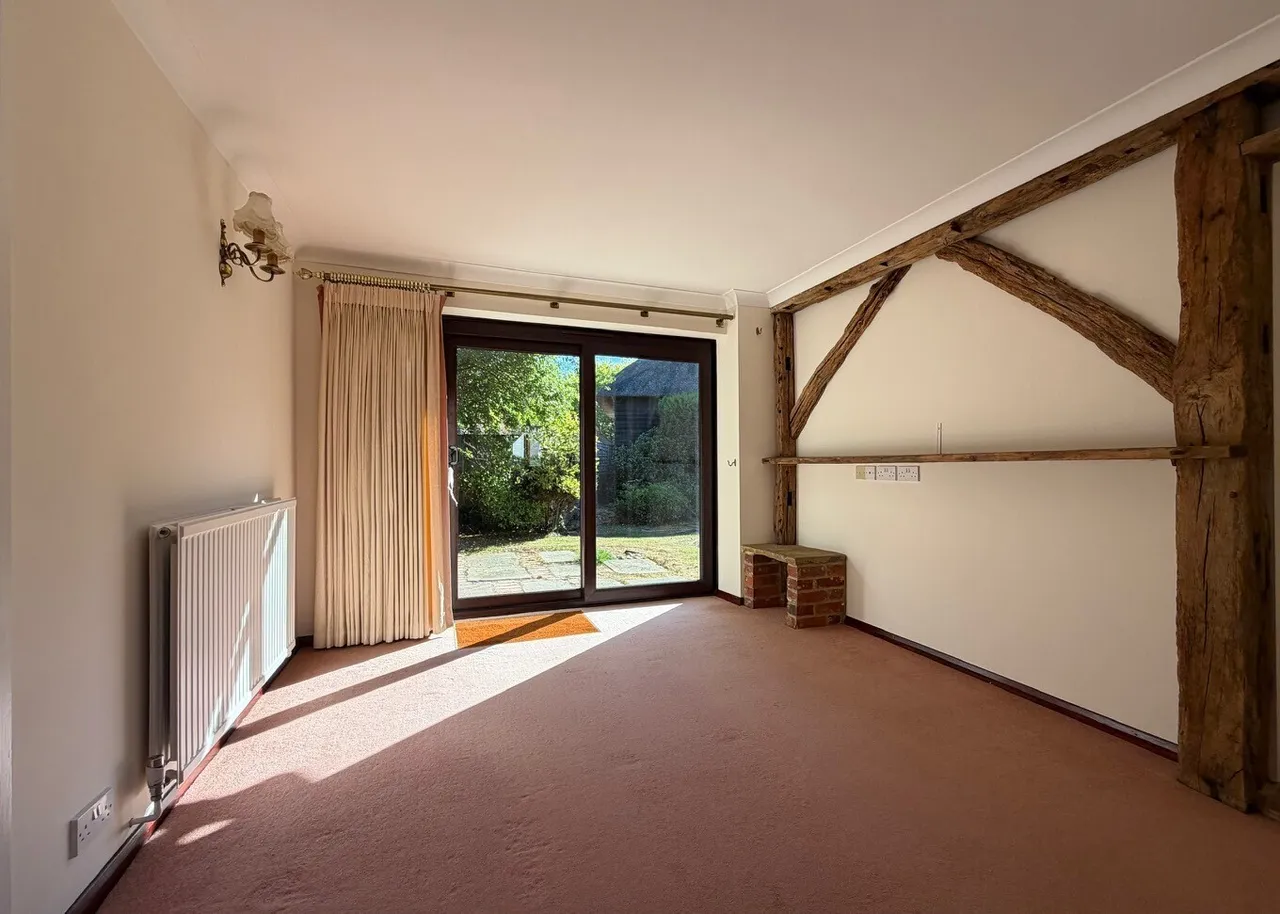 Pulborough, RH20, photo 14