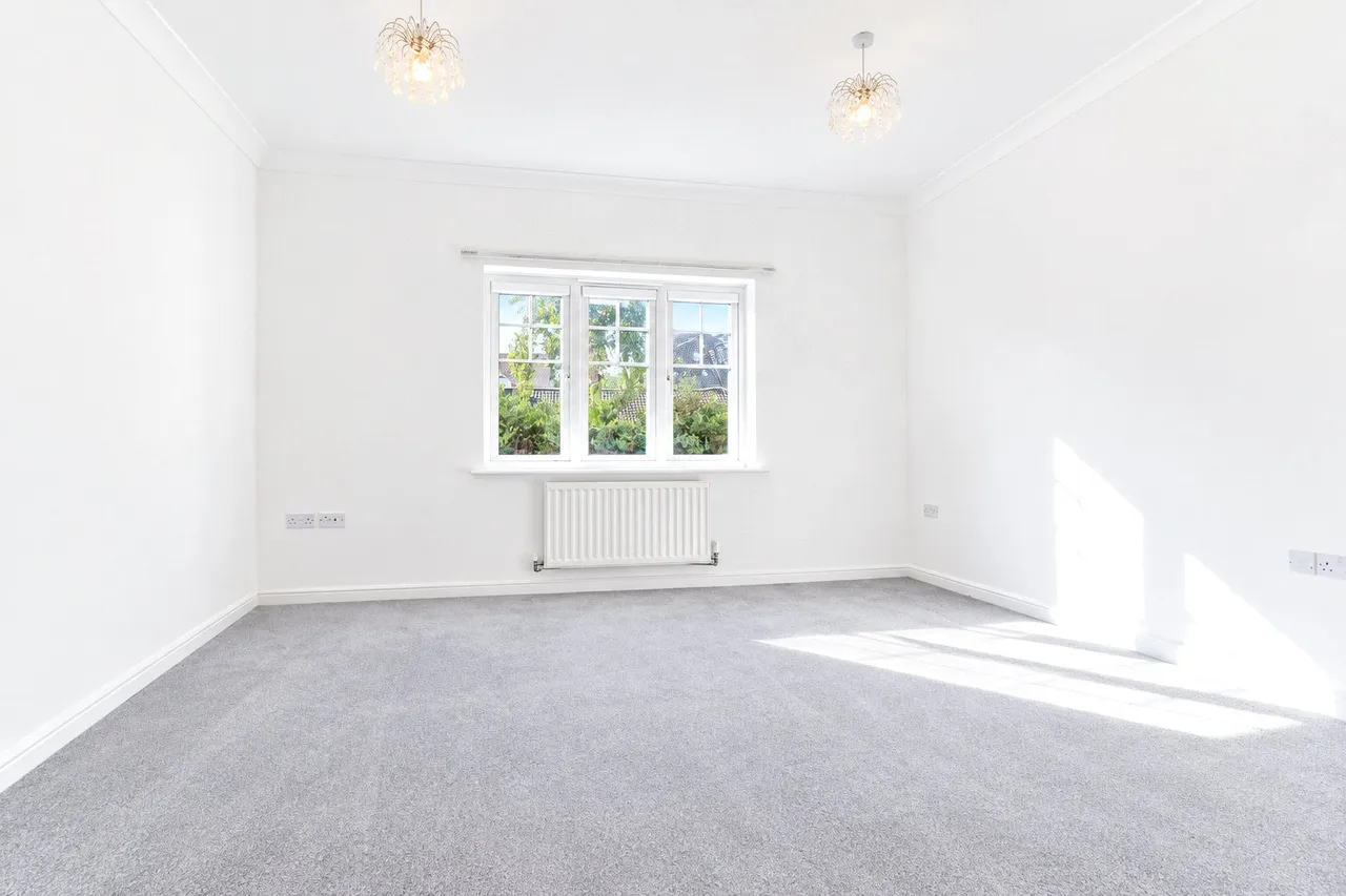 Grace Gardens, Fleet, GU51, photo 3