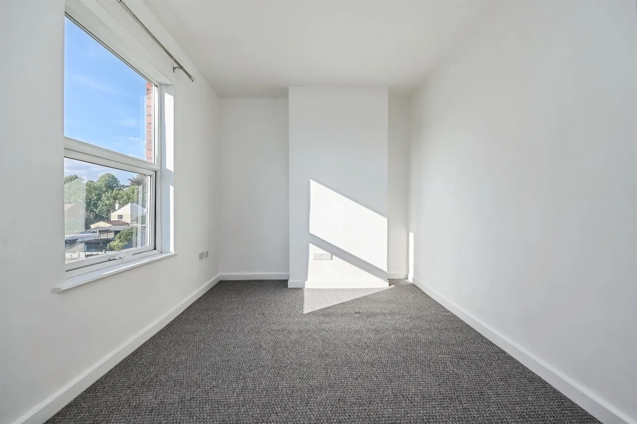 Main Street, Eastwood, NG16, photo 12