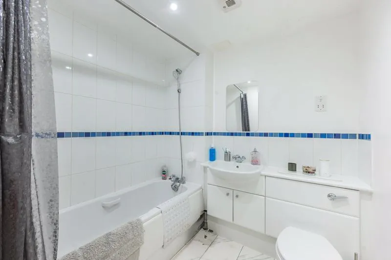 69 Station Road, Edgware HA8 7JQ, photo 8