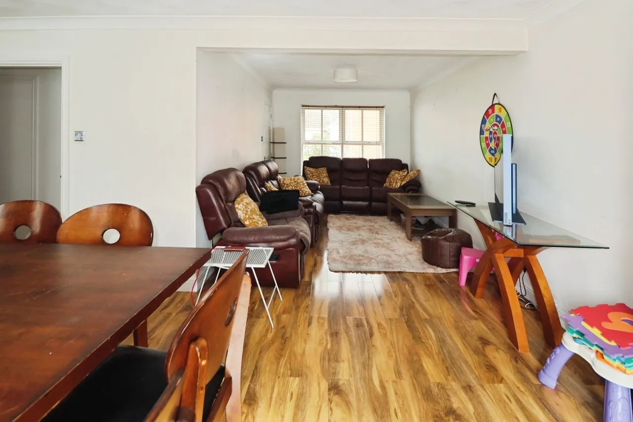 Lascelles Drive, Pontprennau, Cardiff, CF23, photo 2