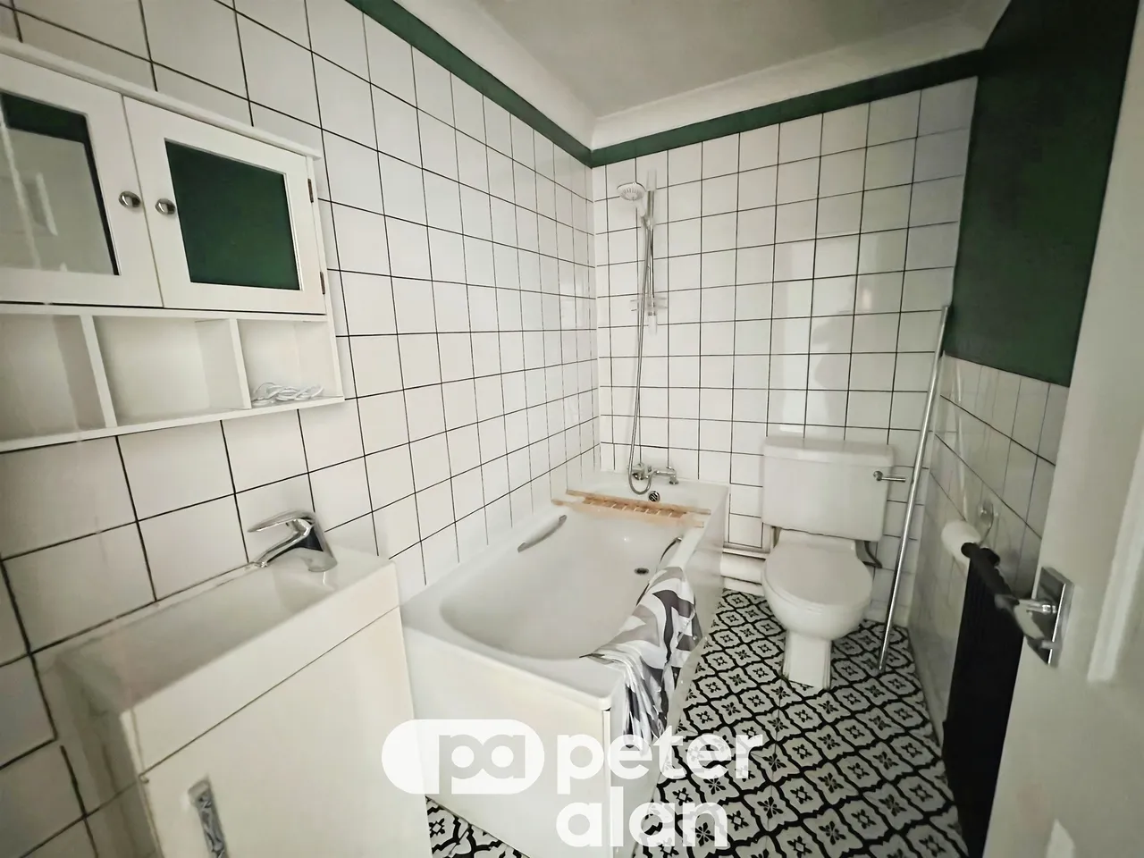 Commercial Street, Maesteg, CF34, photo 9