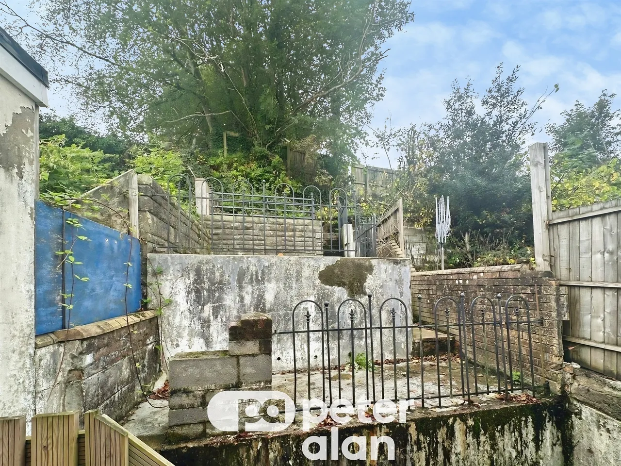 Commercial Street, Maesteg, CF34, photo 14