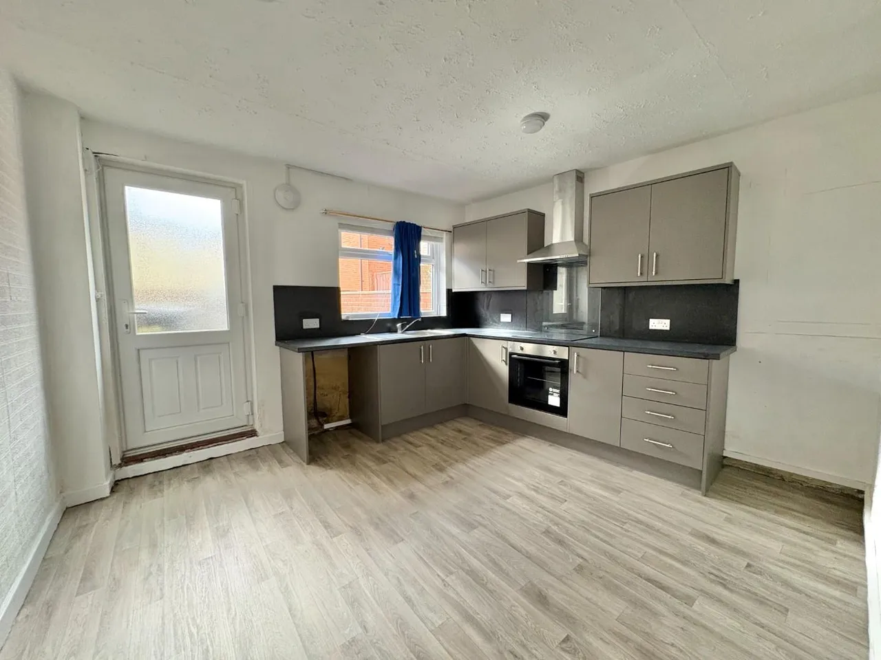 Gladstone Street, Crook, DL15, photo 8