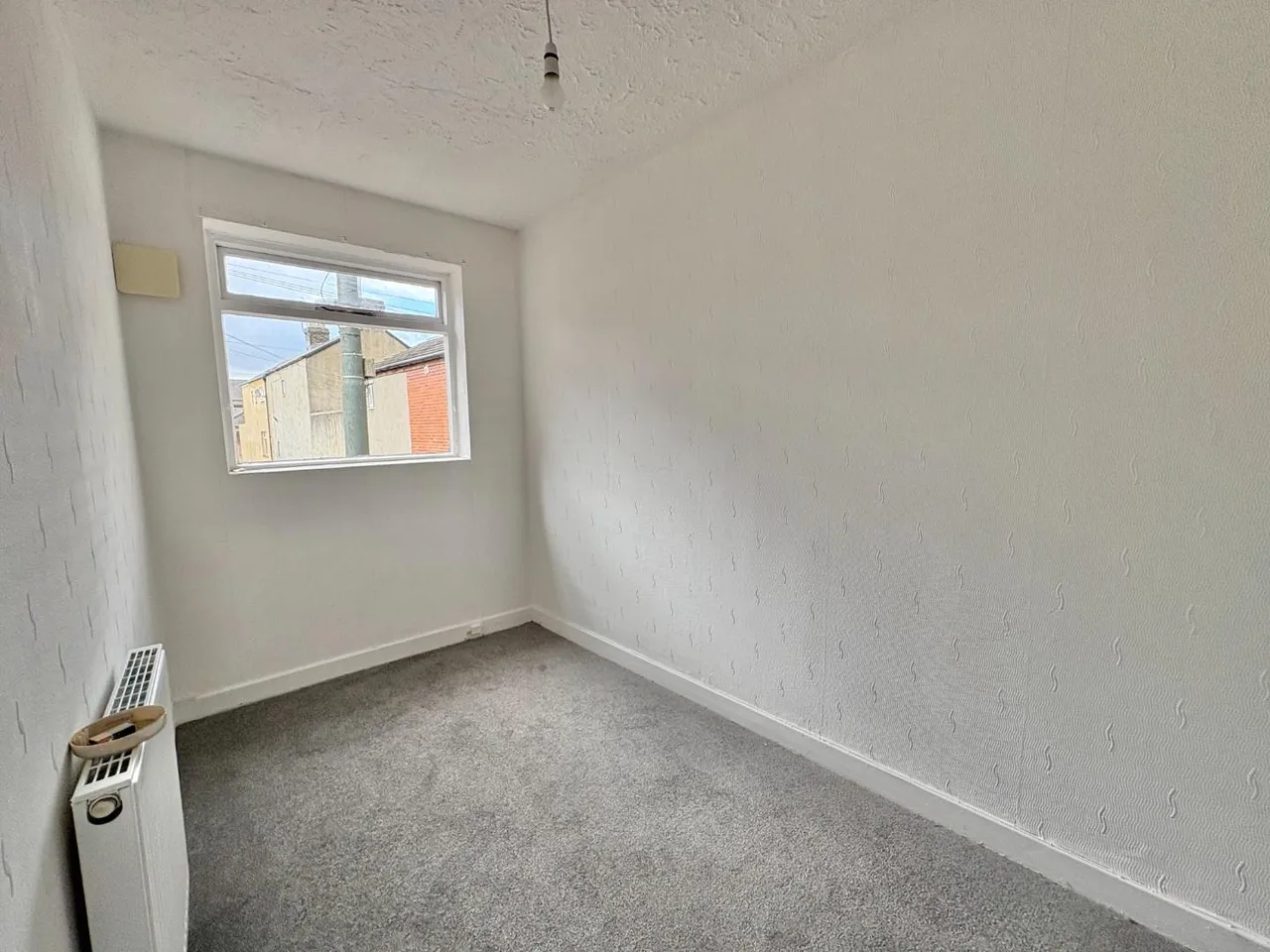 Gladstone Street, Crook, DL15, photo 5