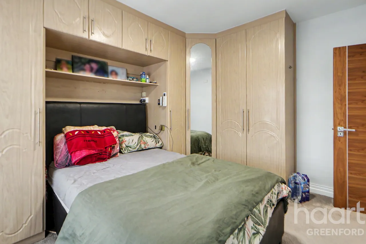 Lee Road, Greenford, UB6, photo 13