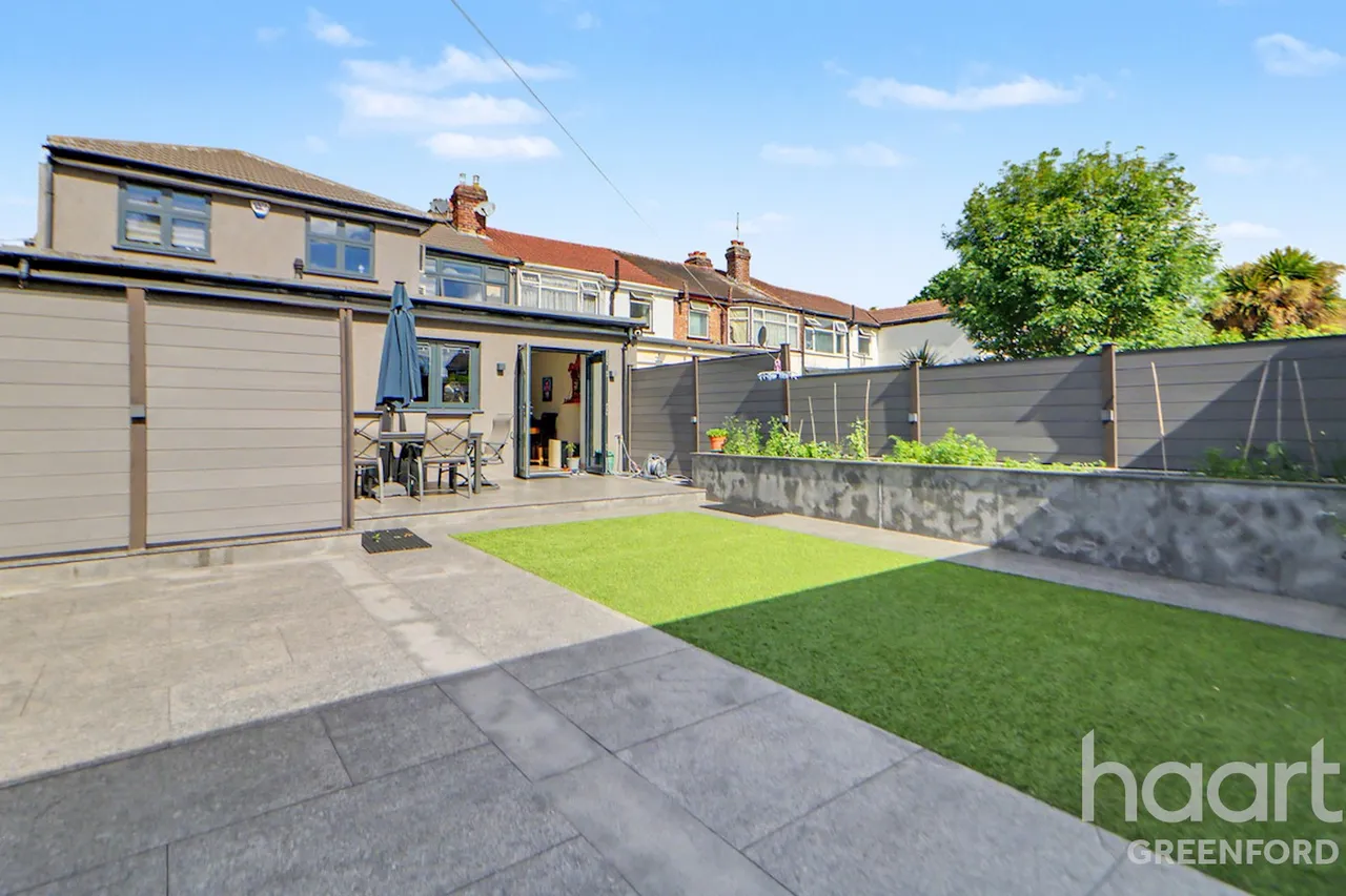 Lee Road, Greenford, UB6, photo 7