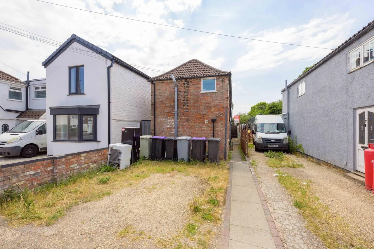 High Street, Hogsthorpe, PE24, photo 12