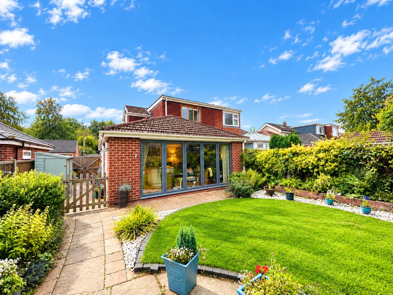 Albany Road, Lymm, photo 14