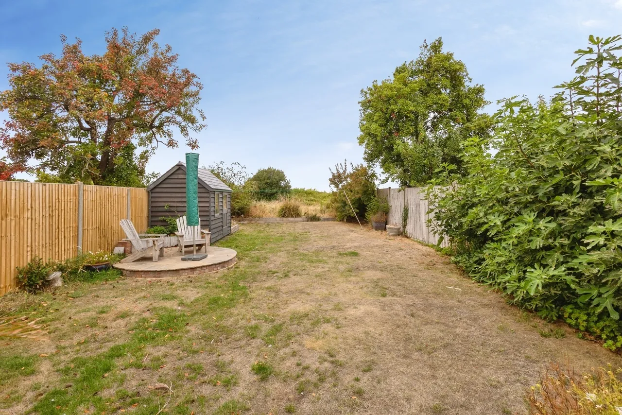 St. Marys Road, Hayling Island, PO11, photo 19