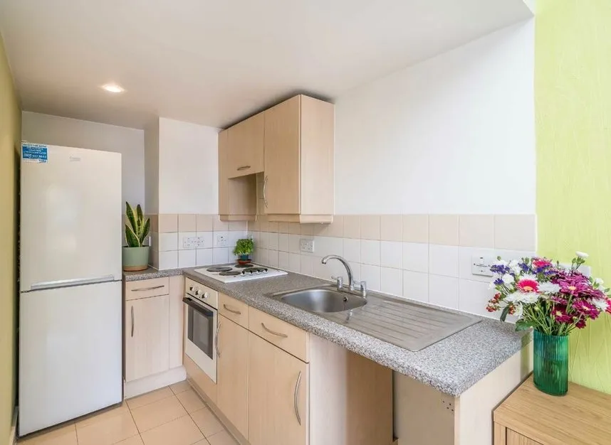 Lombard Road, Battersea, SW11, photo 2