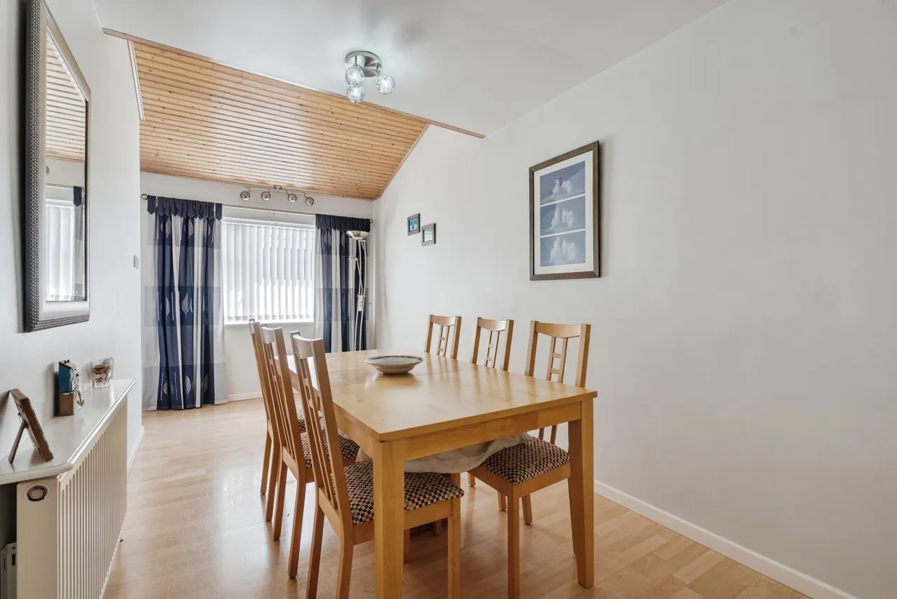 St. Georges Avenue, Westhoughton, BL5, photo 12
