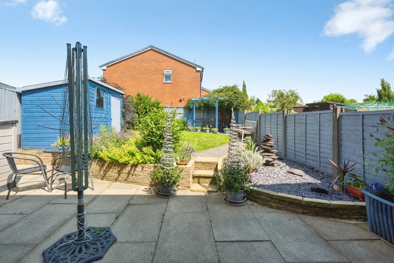 St. Georges Avenue, Westhoughton, BL5, photo 27