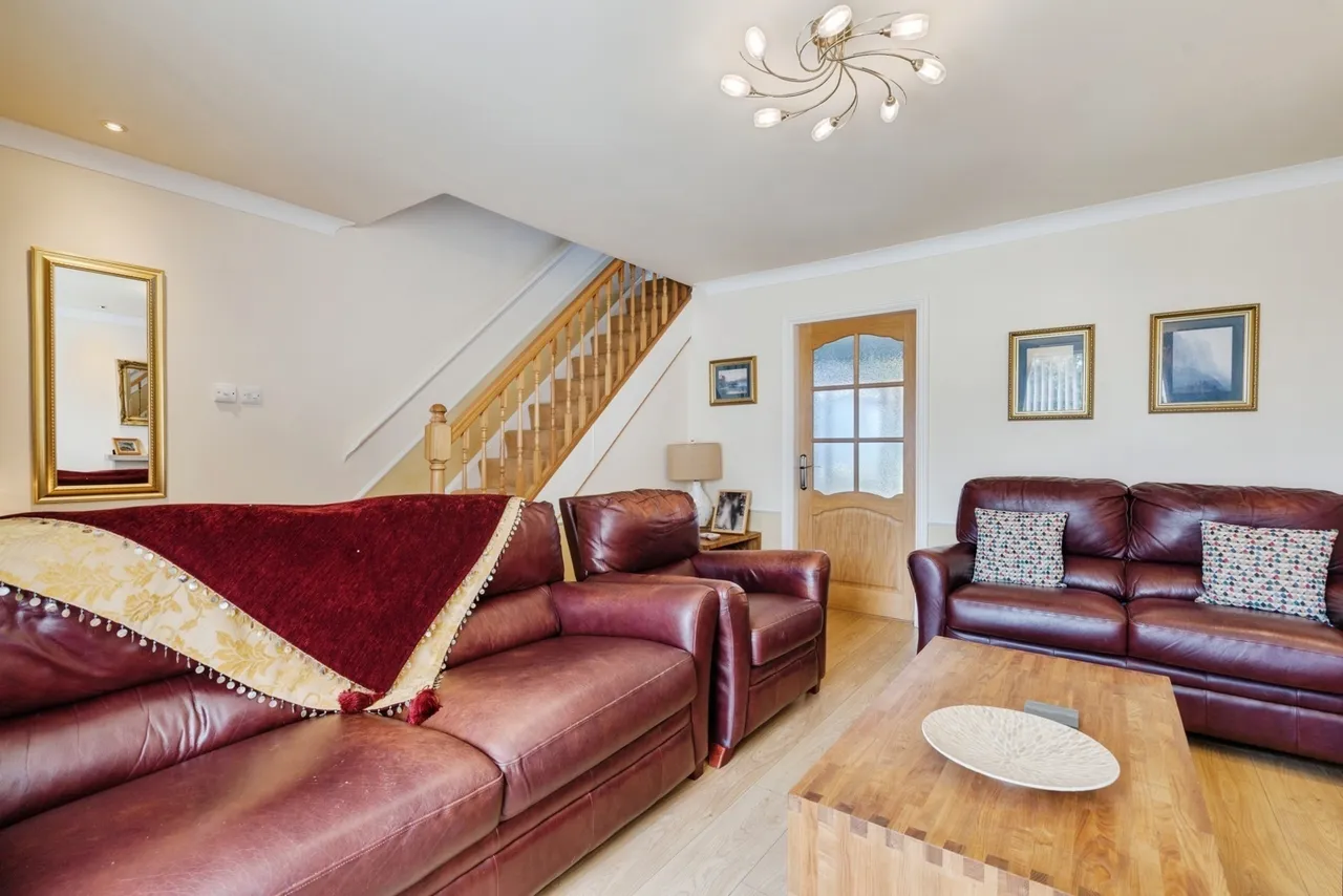 St. Georges Avenue, Westhoughton, BL5, photo 5