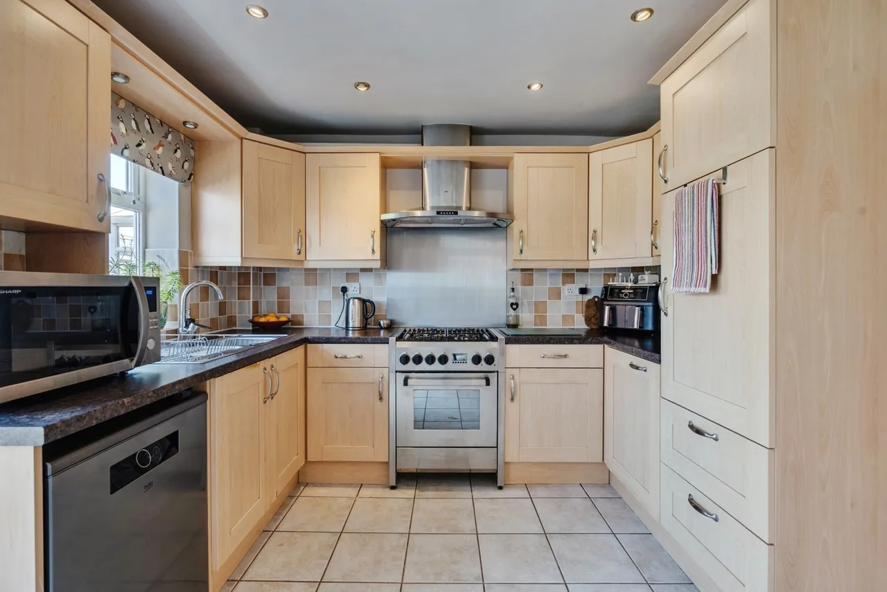 St. Georges Avenue, Westhoughton, BL5, photo 7