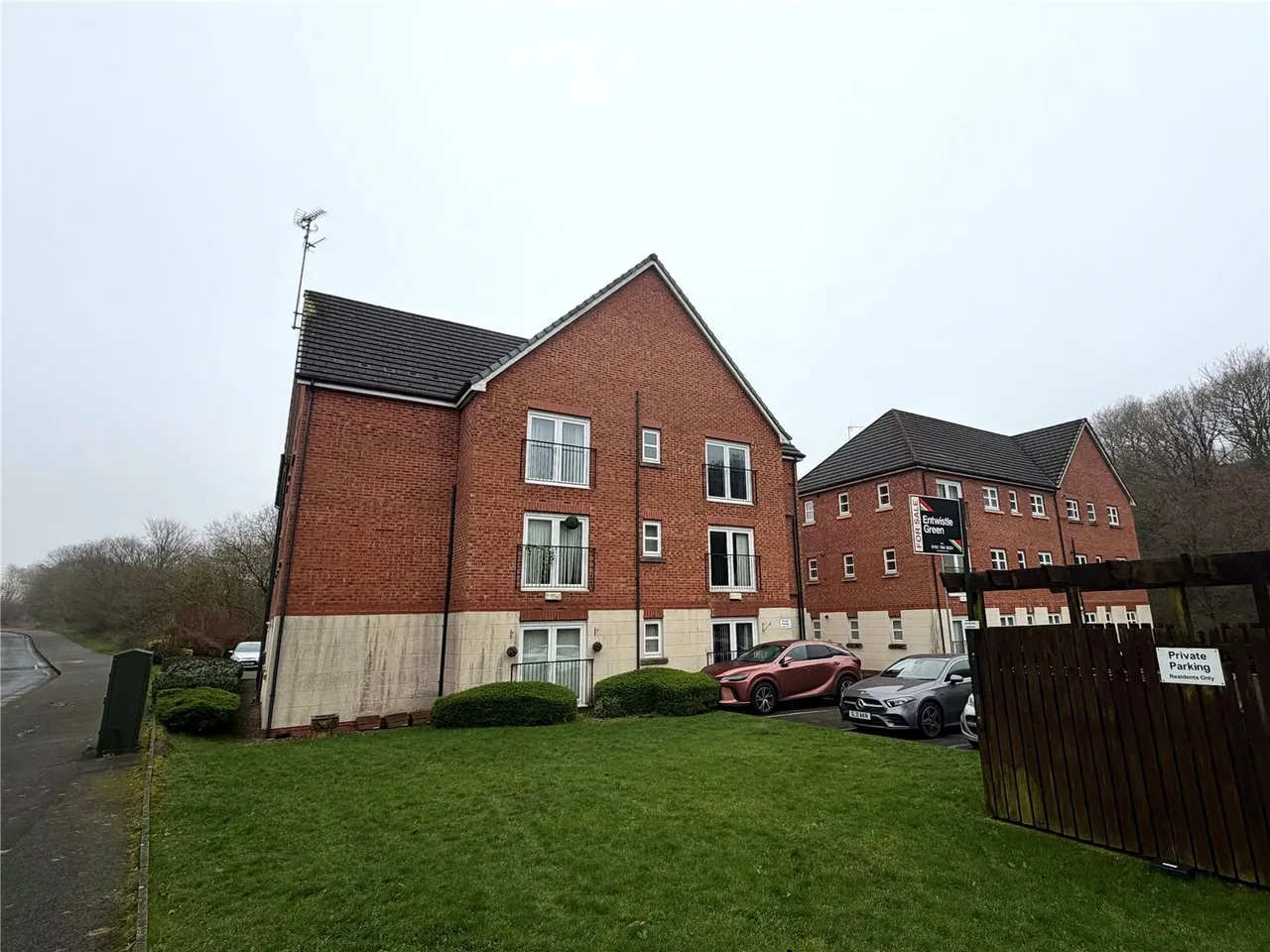 2 bed flat for sale, Hartford Drive, Bury, BL8