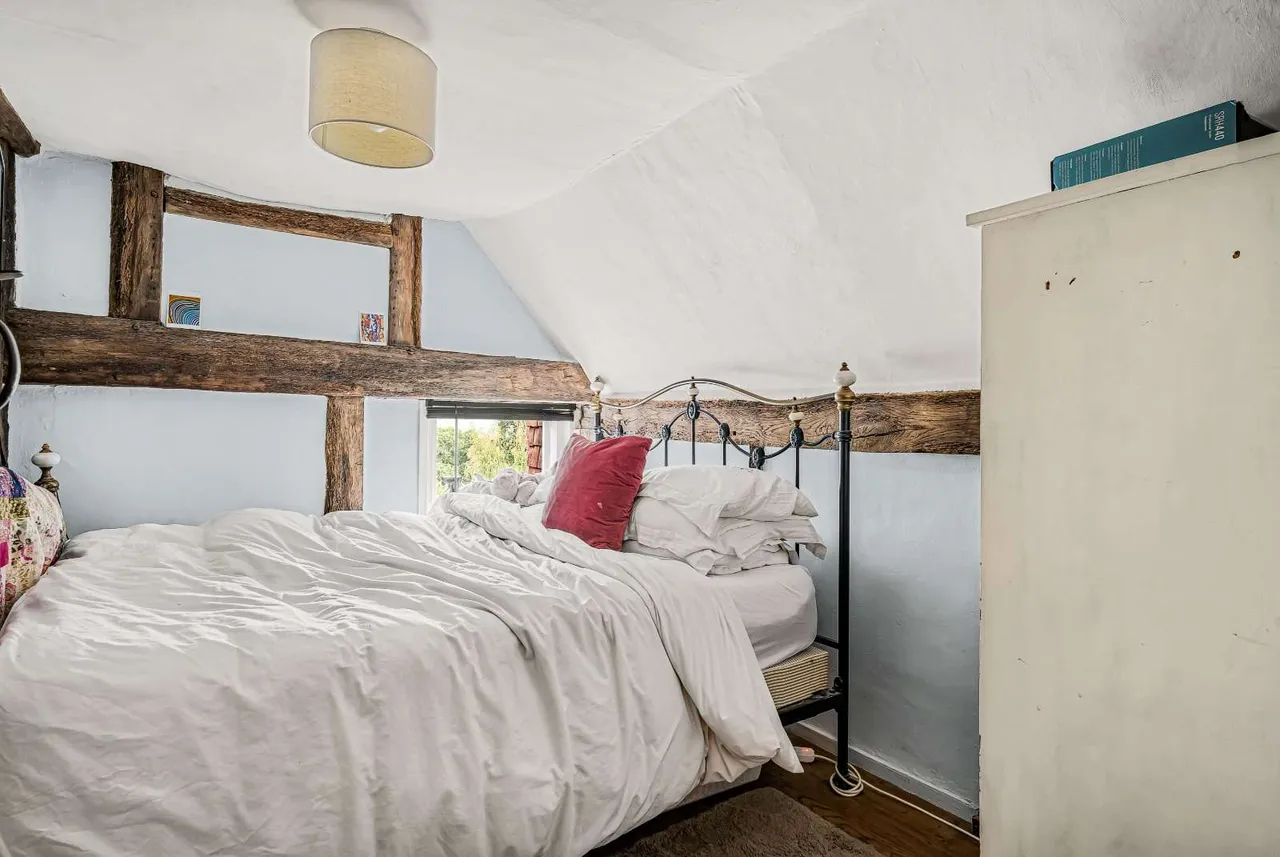 North Street, Petworth, GU28, photo 17