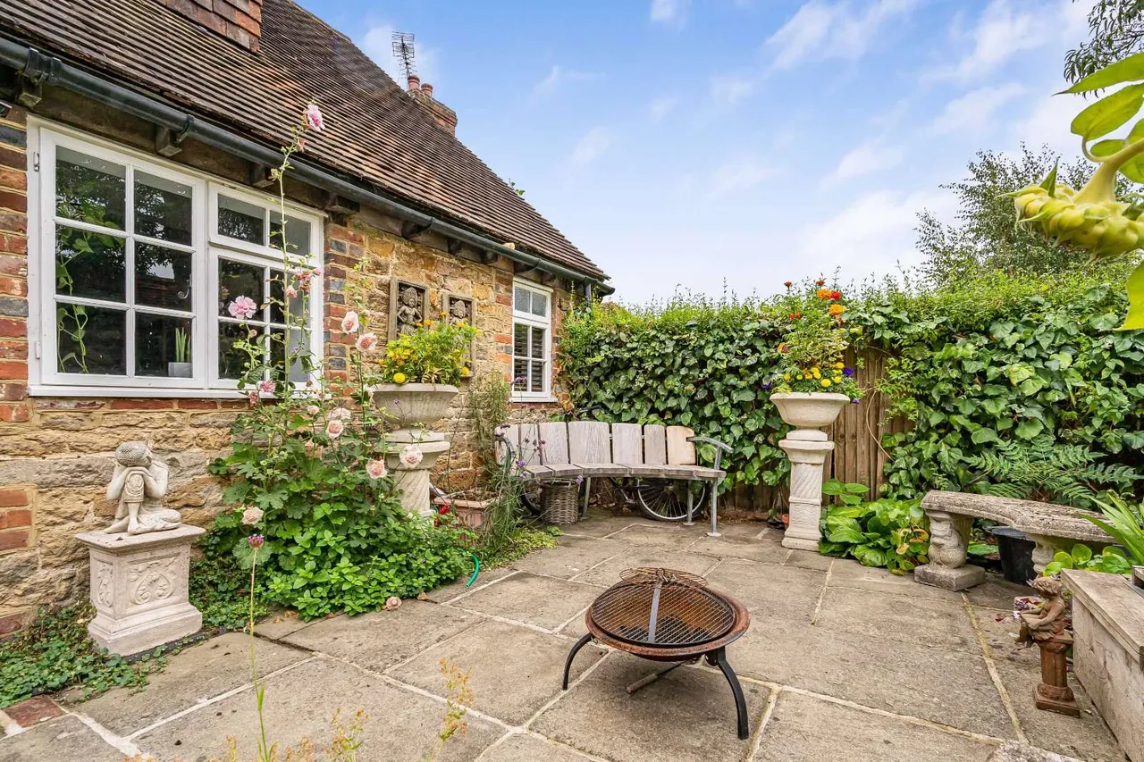 North Street, Petworth, GU28, photo 14