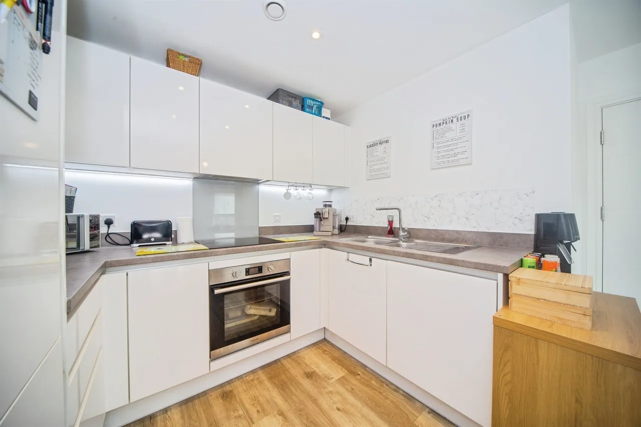 Meridian Way, Southampton, SO14, photo 3