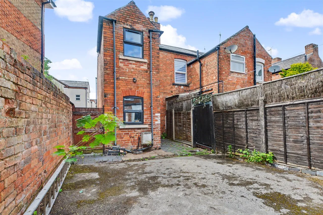 Wellington Street, Long Eaton, NG10, photo 9