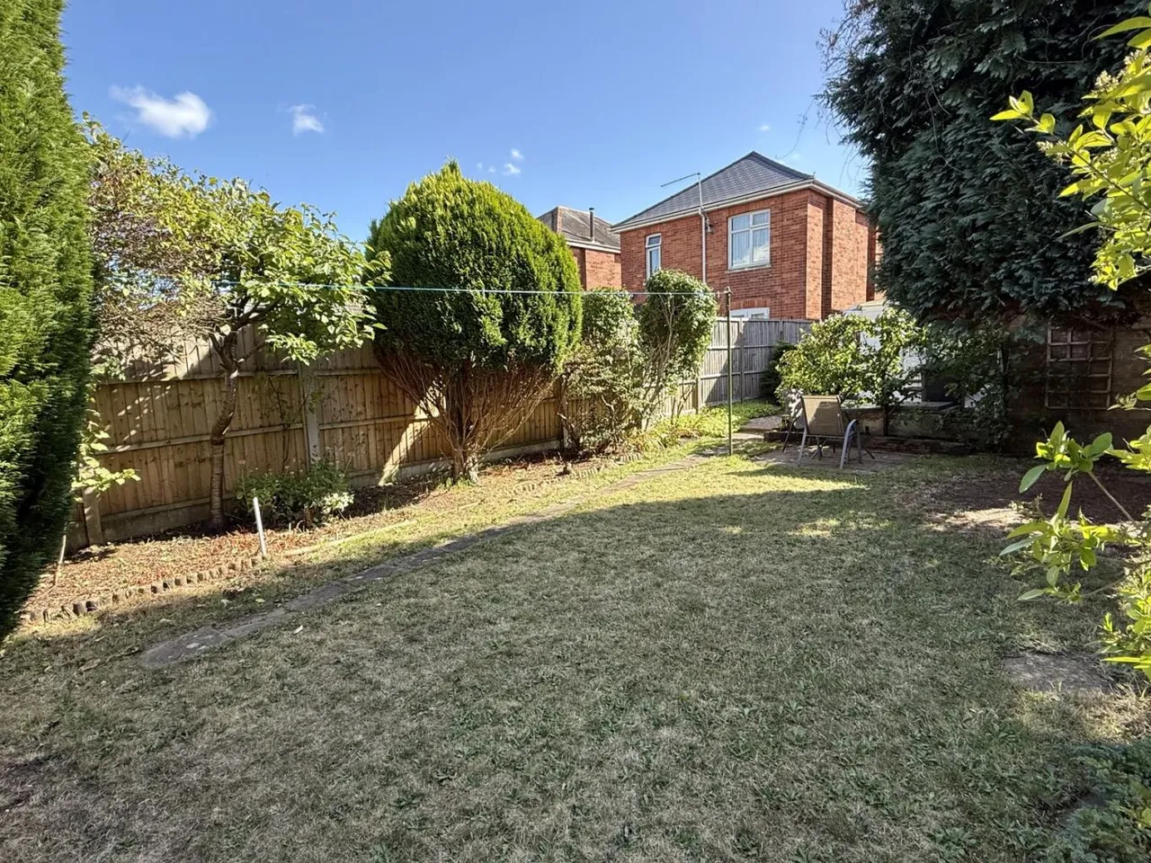 Columbia Road, BH10, photo 20