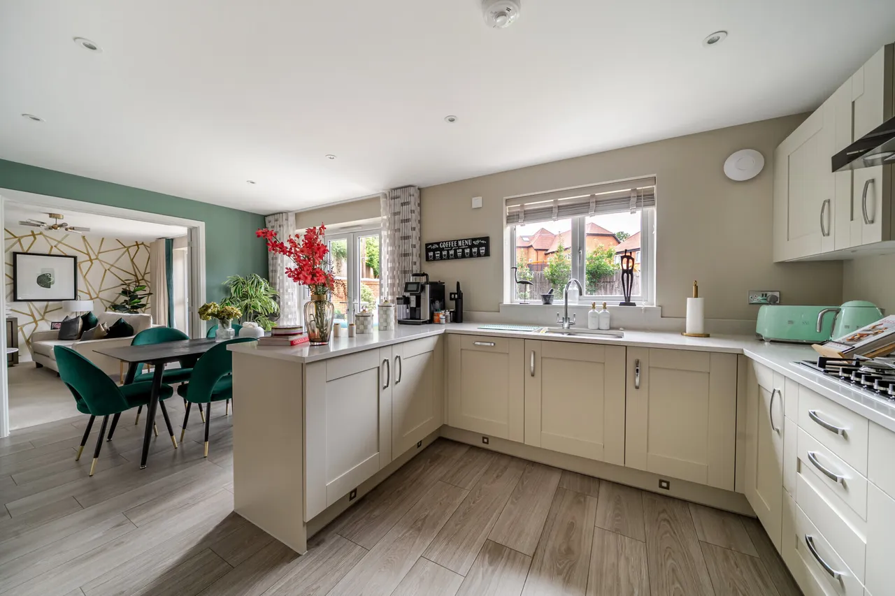 Westbroke Way, Farnham, GU10, photo 2