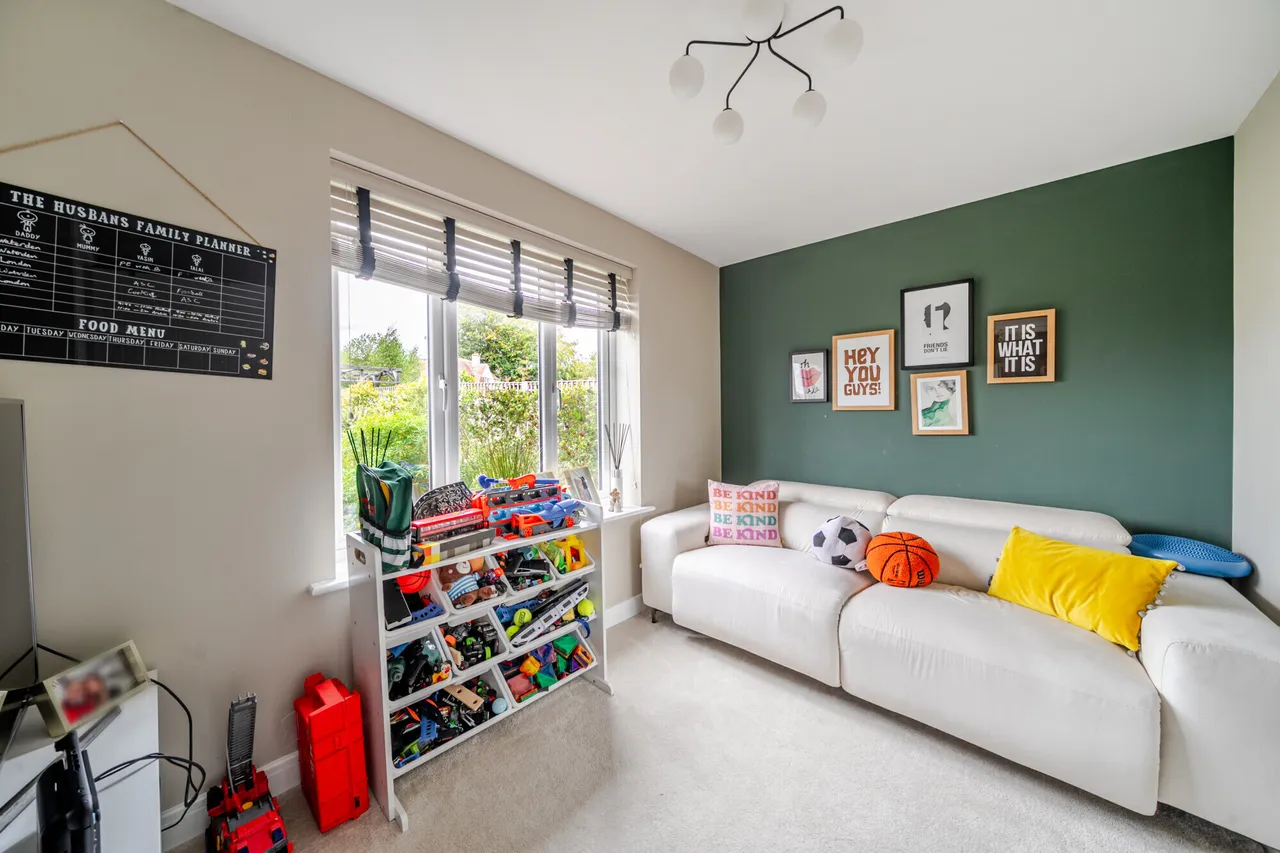 Westbroke Way, Farnham, GU10, photo 11