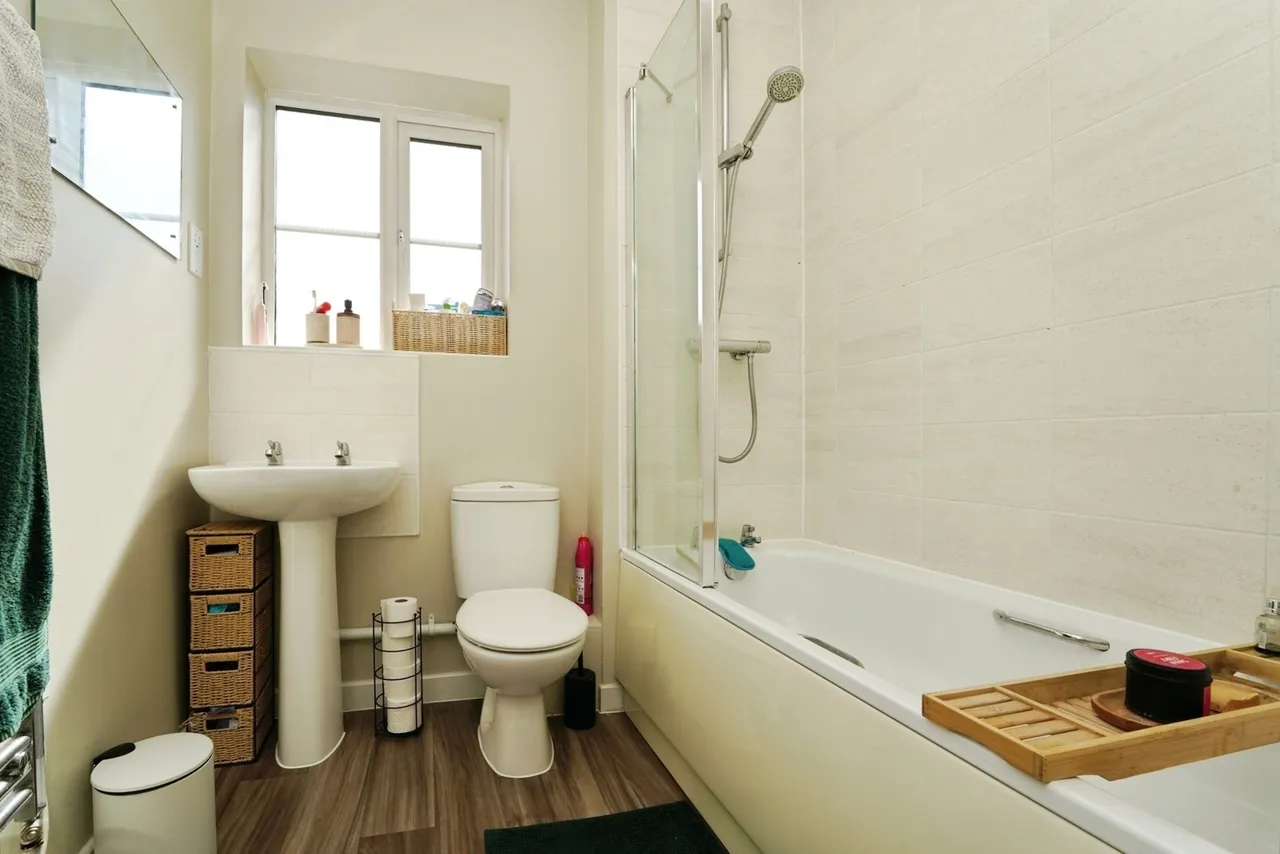 Brickfield Drive, Cheltenham, GL51, photo 9