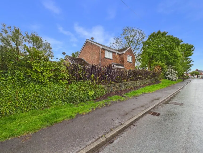 Havenside Close, Oldham, OL4, photo 29