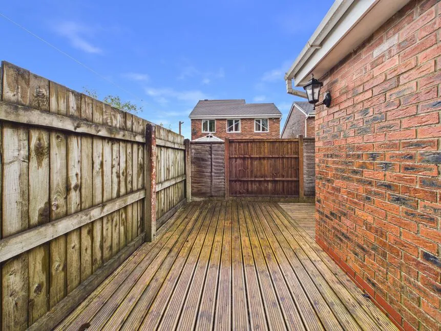 Havenside Close, Oldham, OL4, photo 21