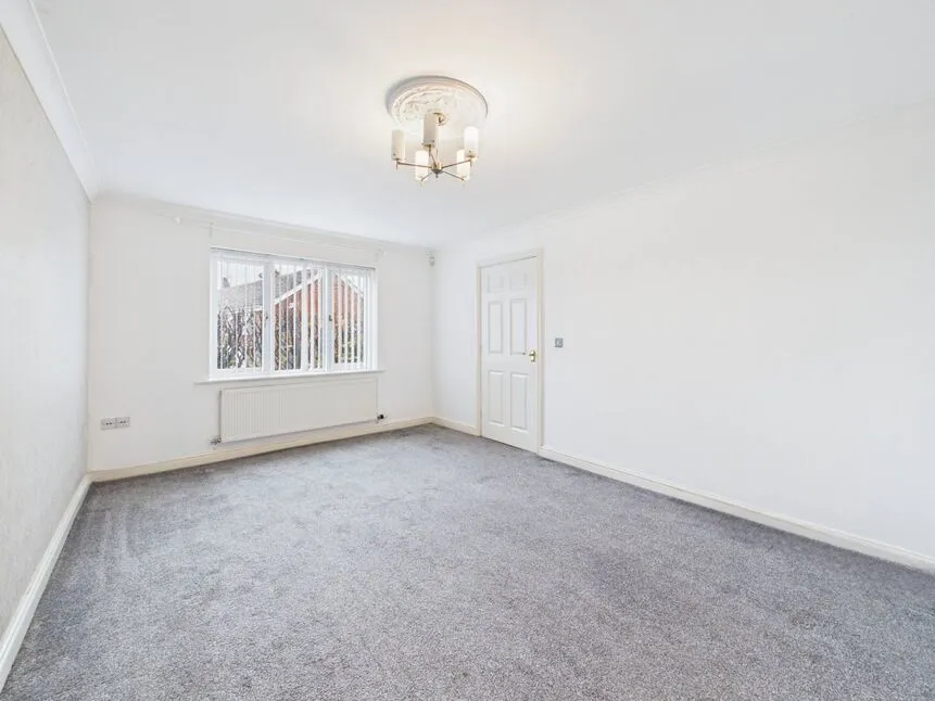 Havenside Close, Oldham, OL4, photo 6