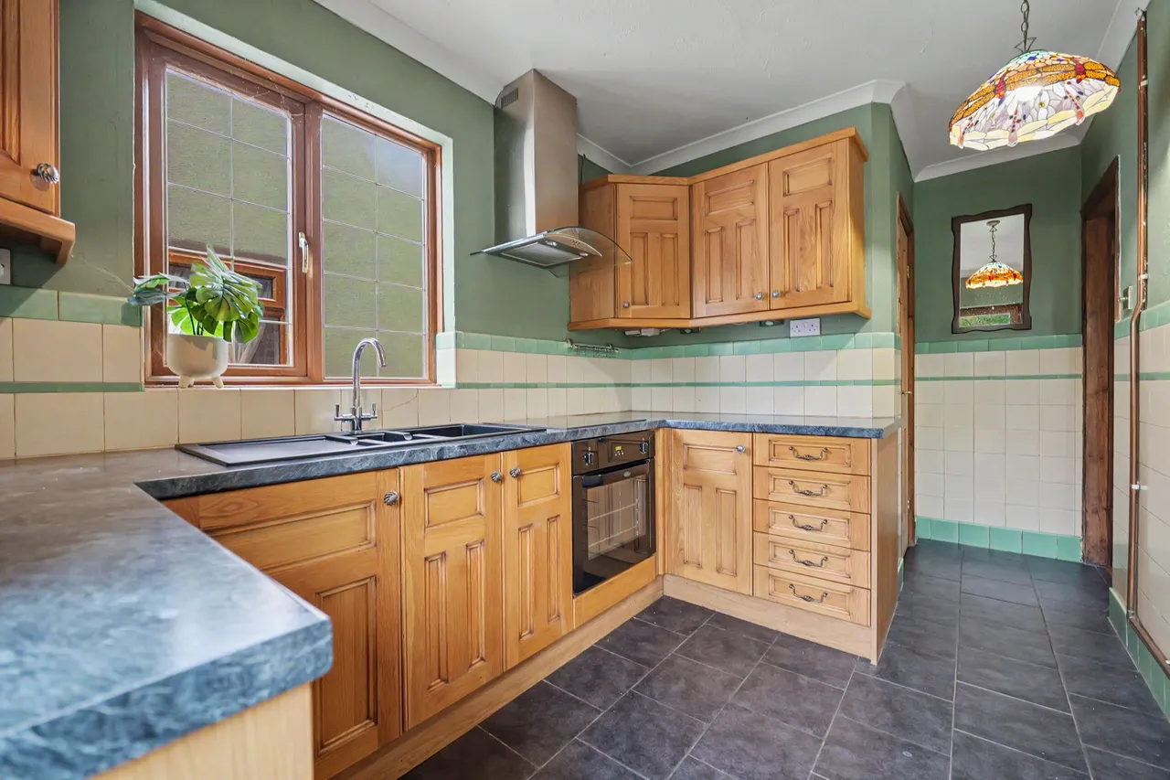 Nuneaton Road, Bedworth, CV12, photo 7