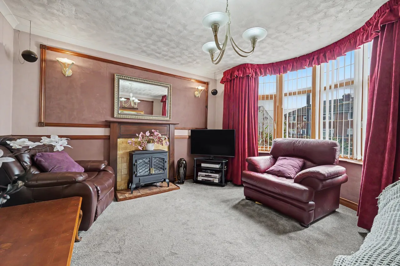 Nuneaton Road, Bedworth, CV12, photo 3