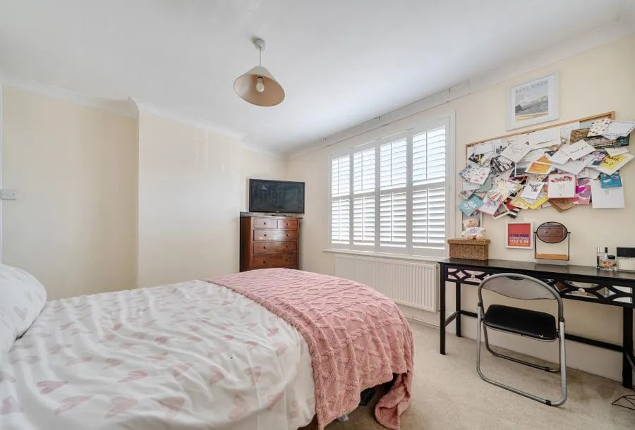 Lumley Road, Horley, RH6, photo 14