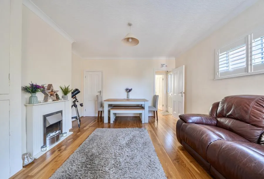 Lumley Road, Horley, RH6, photo 12