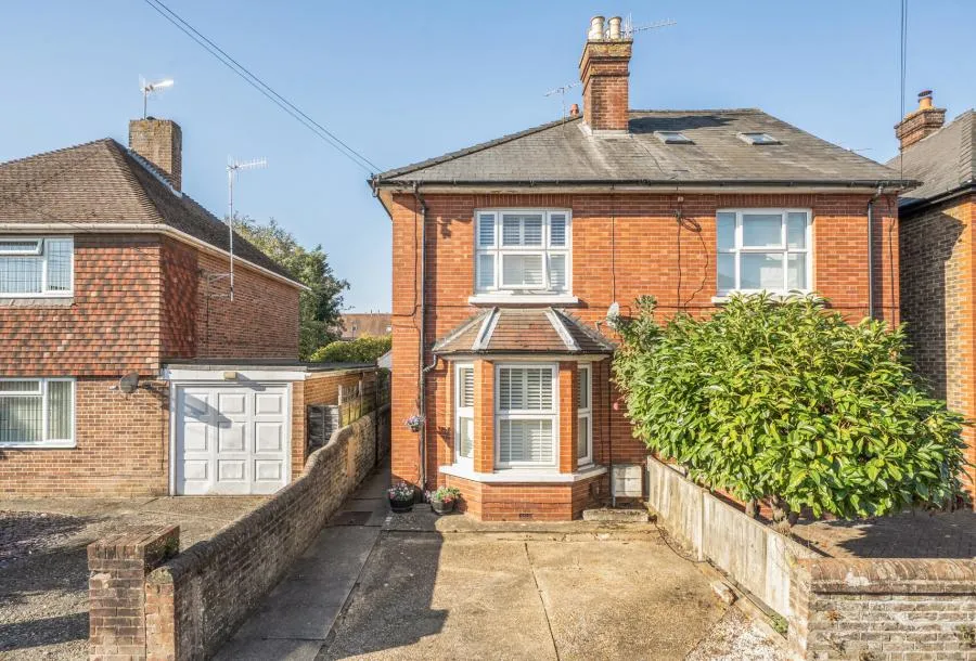 3 bed house for sale, Lumley Road, Horley, RH6